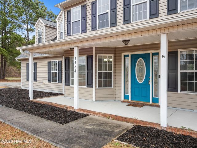 1424 Belgrade Swansboro Road, Maysville, NC 28555