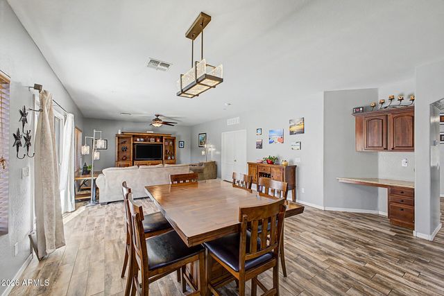 1774 E WILDFLOWER Lane, Casa Grande, AZ 85122