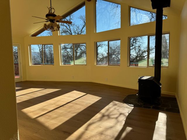 115 Weger Dr, Oroville, CA 95966