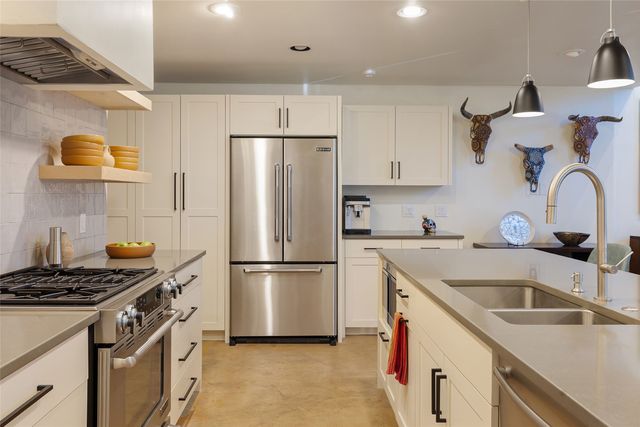 501 Sunset C, Santa Fe, NM 87501