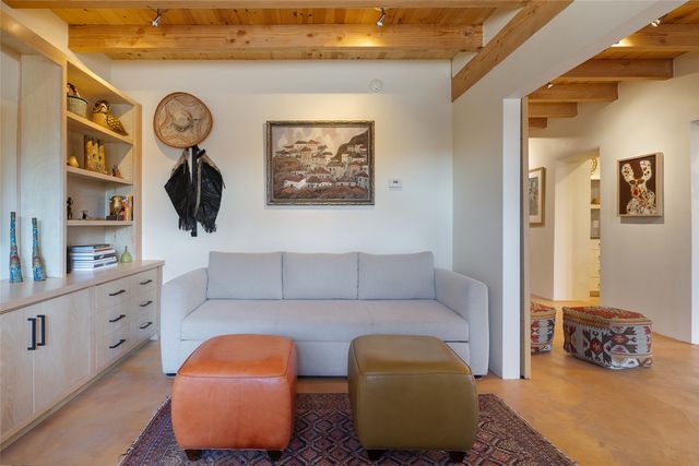 501 Sunset C, Santa Fe, NM 87501