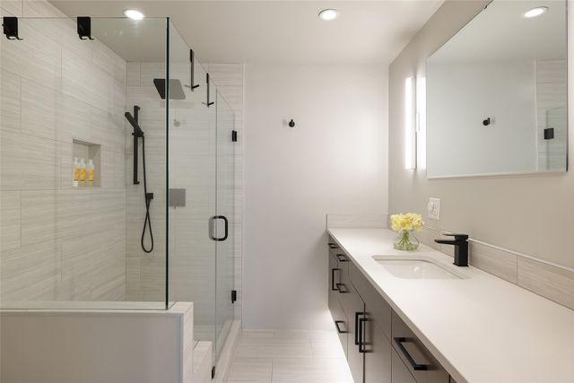 501 Sunset C, Santa Fe, NM 87501