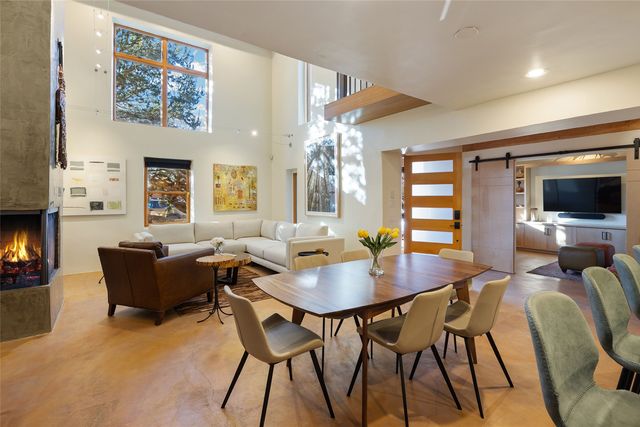 501 Sunset C, Santa Fe, NM 87501