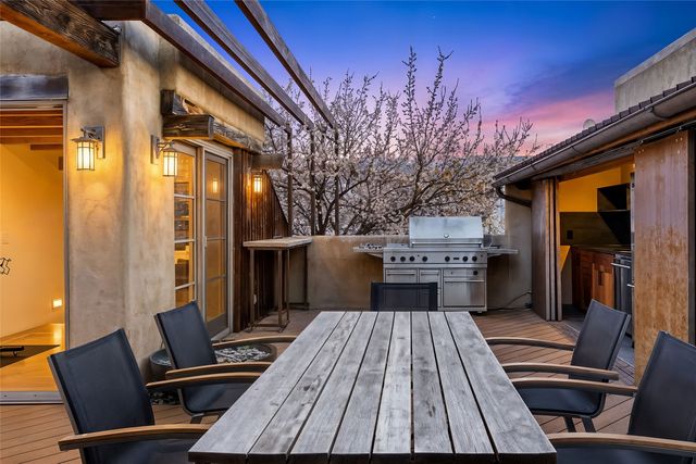 501 Sunset C, Santa Fe, NM 87501
