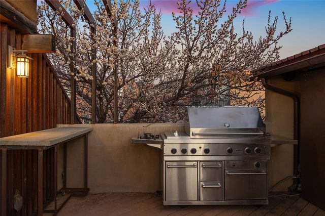 501 Sunset C, Santa Fe, NM 87501