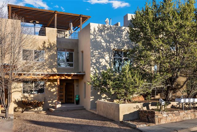 501 Sunset C, Santa Fe, NM 87501