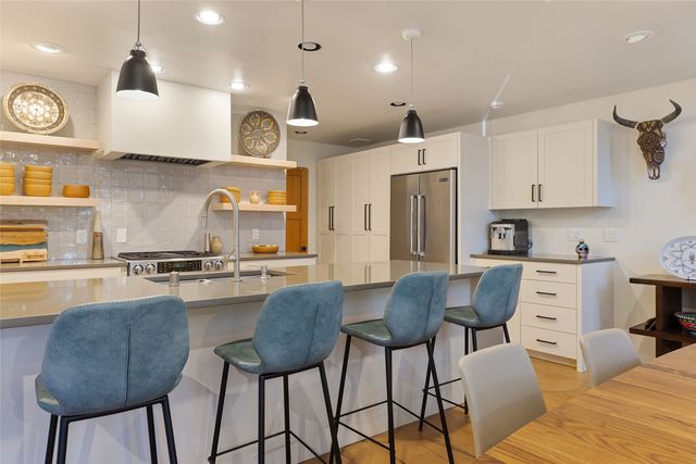 501 Sunset C, Santa Fe, NM 87501