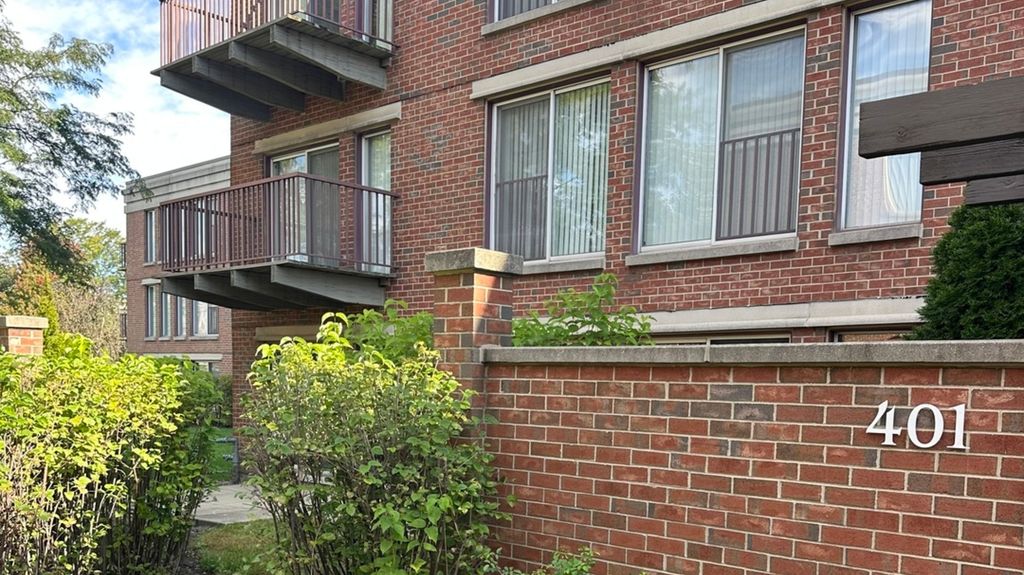 401 KELBURN Road 114, Deerfield, IL 60015 — photo 2