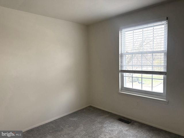 1 CROTONA CT, Lutherville Timonium, MD 21093