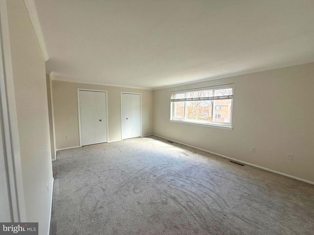 1 CROTONA CT, Lutherville Timonium, MD 21093