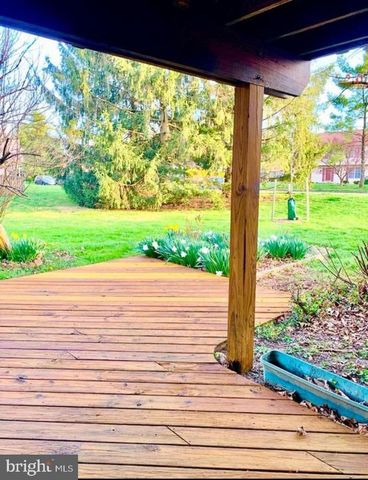 1 CROTONA CT, Lutherville Timonium, MD 21093