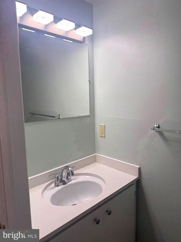 1 CROTONA CT, Lutherville Timonium, MD 21093