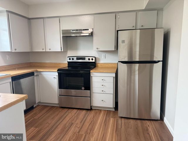 1 CROTONA CT, Lutherville Timonium, MD 21093