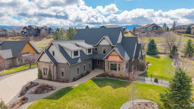 54 N Chief Garry Dr, Liberty Lake, WA 99019