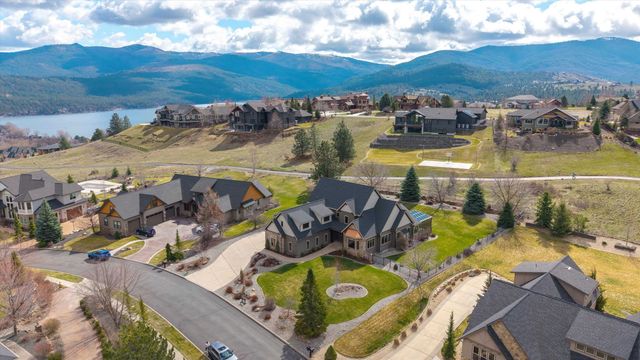 54 N Chief Garry Dr, Liberty Lake, WA 99019