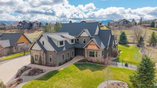 54 N Chief Garry Dr, Liberty Lake, WA 99019