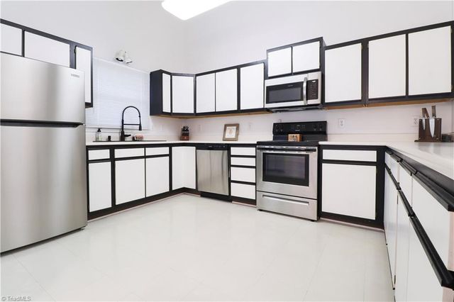 1312 Hillside Drive, Eden, NC 27288