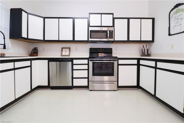 1312 Hillside Drive, Eden, NC 27288