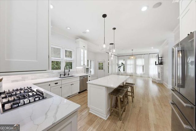125 Stone Pond Lane, Alpharetta, GA 30022