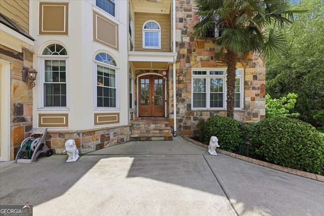 125 Stone Pond Lane, Alpharetta, GA 30022