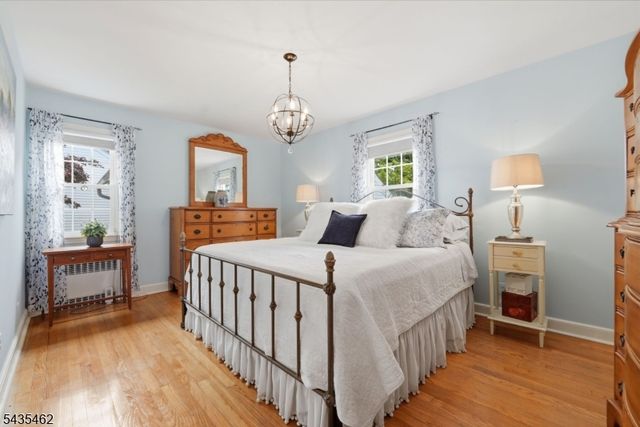 47 Victor Pl, Hawthorne Boro, NJ 07506