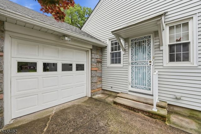 47 Victor Pl, Hawthorne Boro, NJ 07506