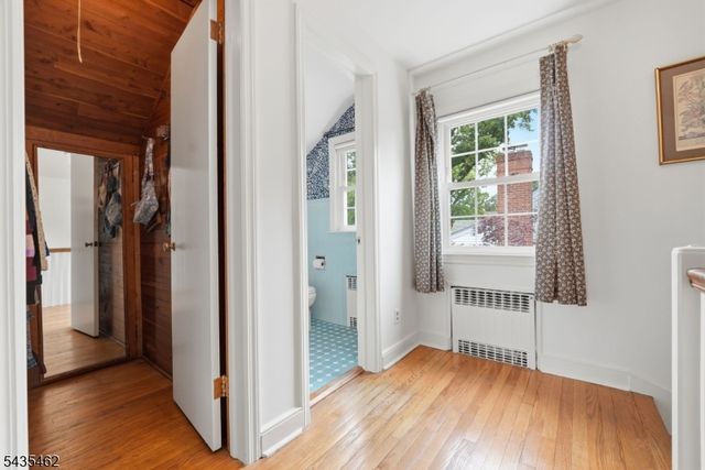 47 Victor Pl, Hawthorne Boro, NJ 07506