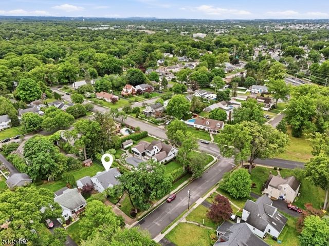 47 Victor Pl, Hawthorne Boro, NJ 07506