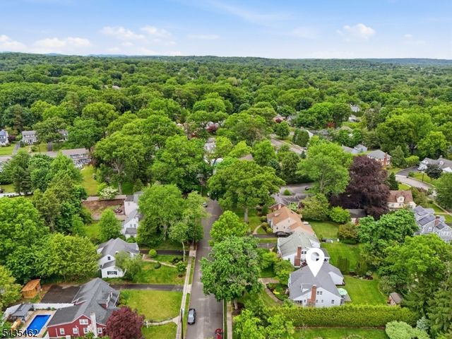 47 Victor Pl, Hawthorne Boro, NJ 07506