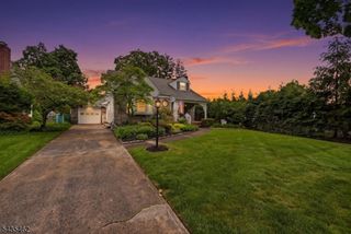 47 Victor Pl, Hawthorne Boro, NJ 07506