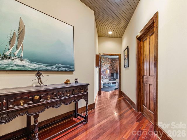 33 Patton Avenue 301, Asheville, NC 28801