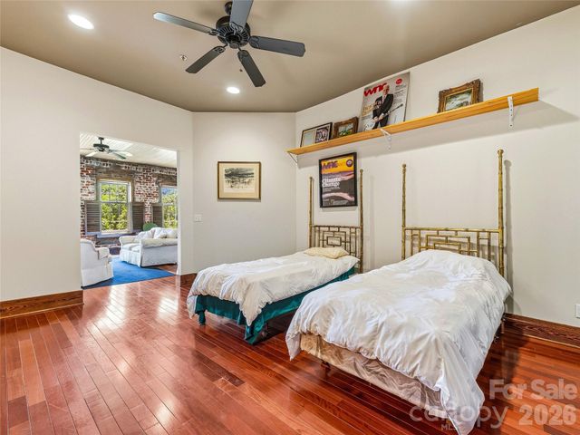 33 Patton Avenue 301, Asheville, NC 28801