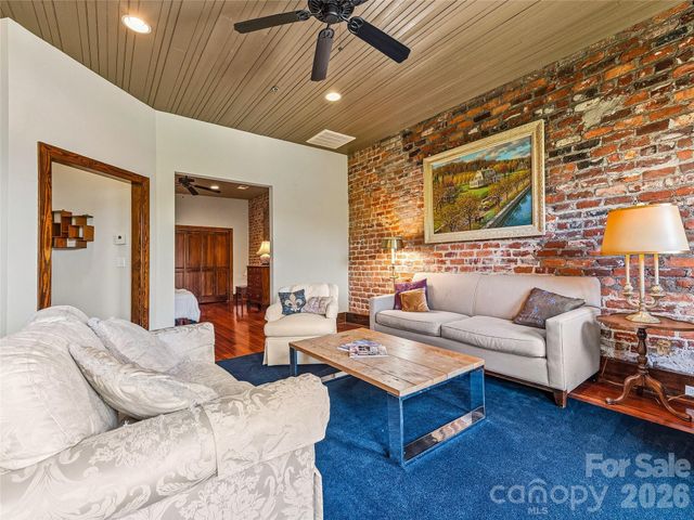 33 Patton Avenue 301, Asheville, NC 28801