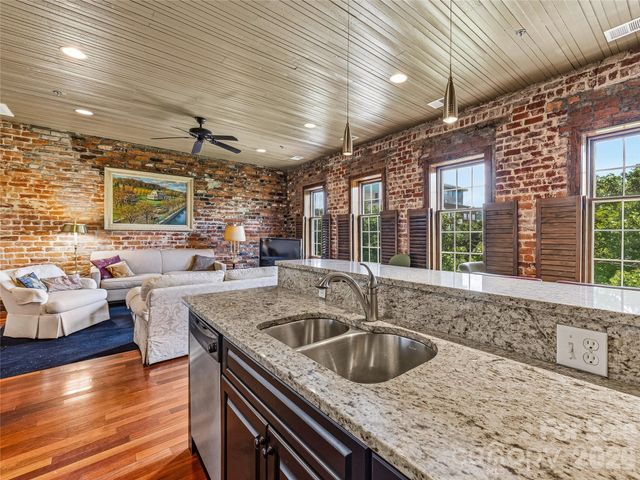 33 Patton Avenue 301, Asheville, NC 28801