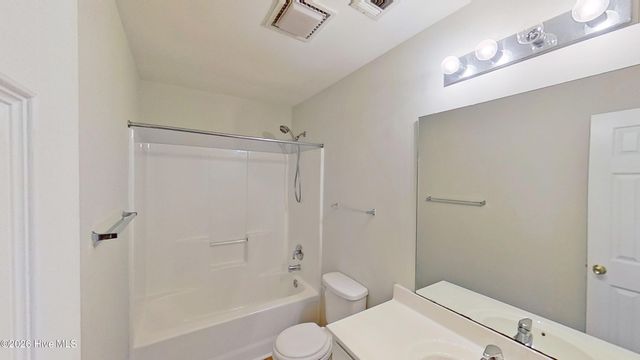 4804 S College Road S Unit 28, Wilmington, NC 28412