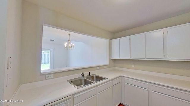 4804 S College Road S Unit 28, Wilmington, NC 28412