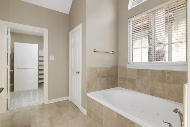 14 Pinewold Court, Houston, TX 77056