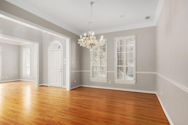 14 Pinewold Court, Houston, TX 77056