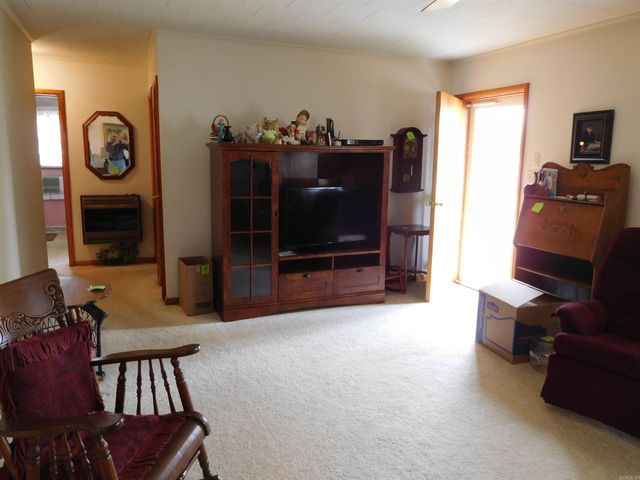 1019 W 4th Street, Rector, AR 72461