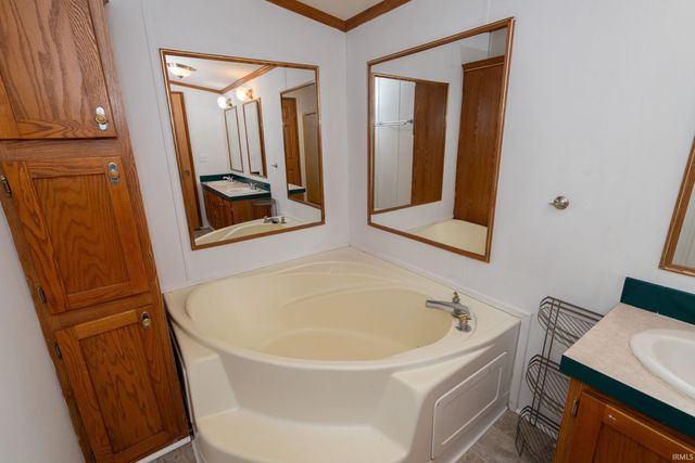 26080 County Road 4, Elkhart, IN 46514