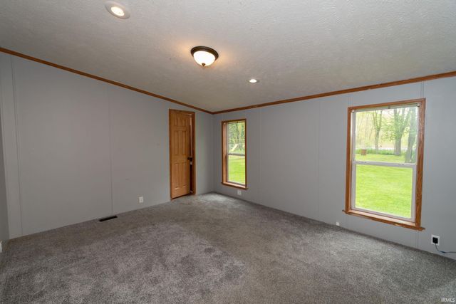 26080 County Road 4, Elkhart, IN 46514