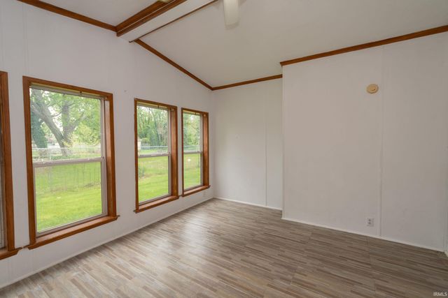 26080 County Road 4, Elkhart, IN 46514