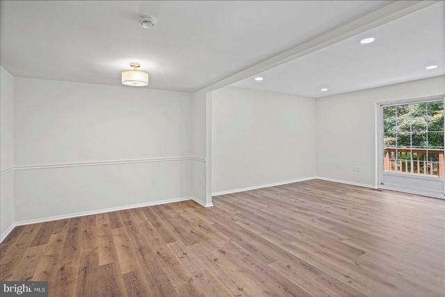 35 BLONDELL, Lutherville Timonium, MD 21093