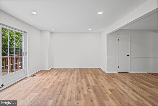 35 BLONDELL, Lutherville Timonium, MD 21093