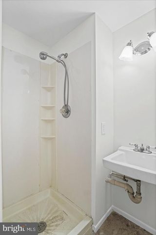 35 BLONDELL, Lutherville Timonium, MD 21093