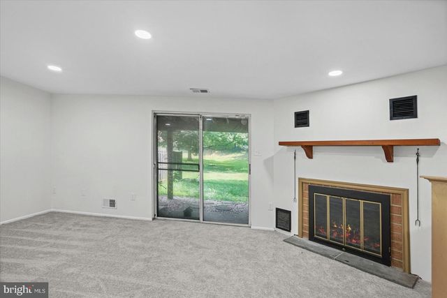 35 BLONDELL, Lutherville Timonium, MD 21093