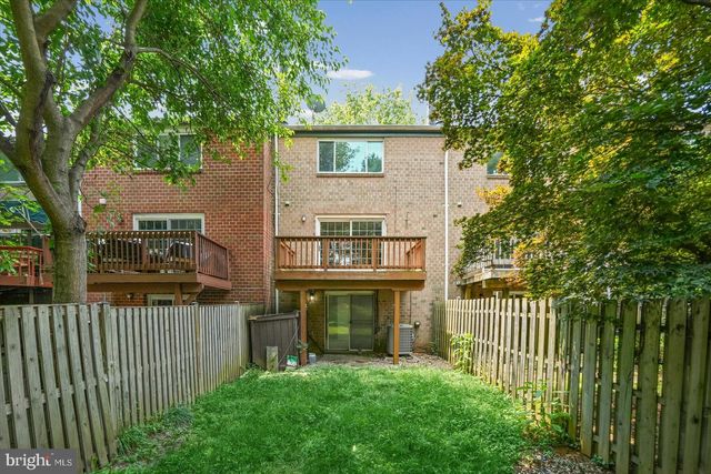 35 BLONDELL, Lutherville Timonium, MD 21093
