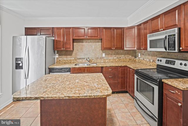 35 BLONDELL, Lutherville Timonium, MD 21093