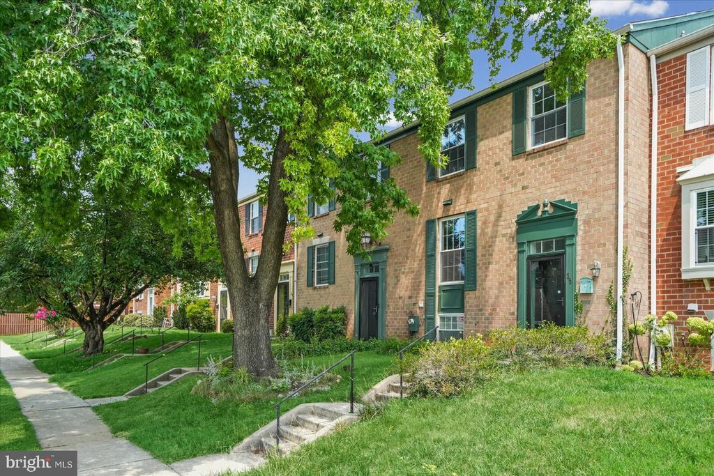 35 BLONDELL, Lutherville Timonium, MD 21093