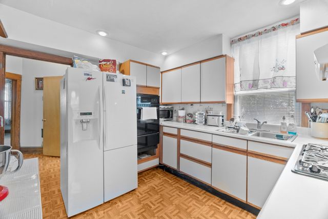 1316 S 49th Court, Cicero, IL 60804